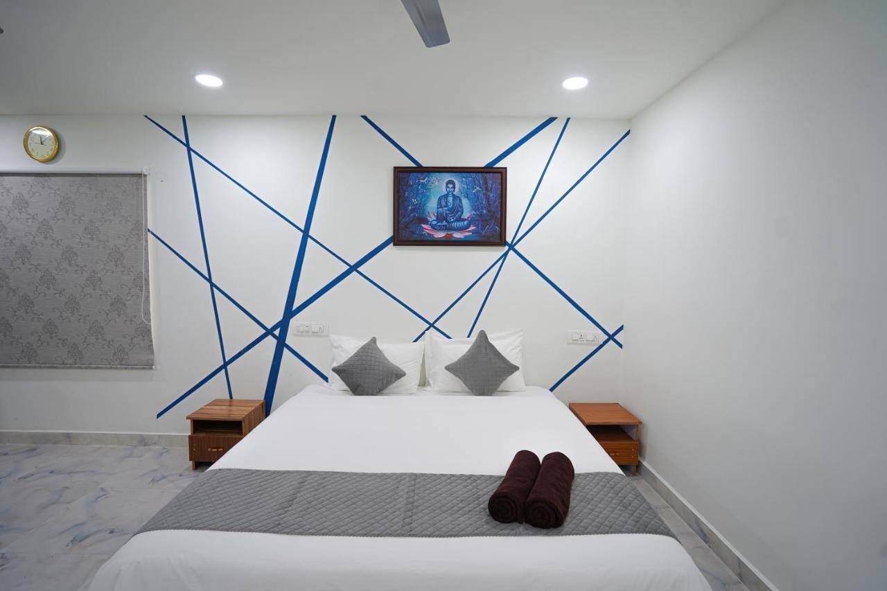 Mahasri Studio Apartments- Brand New Fully Furnished Air Conditioned Studio Apartments Tirupati Eksteriør billede