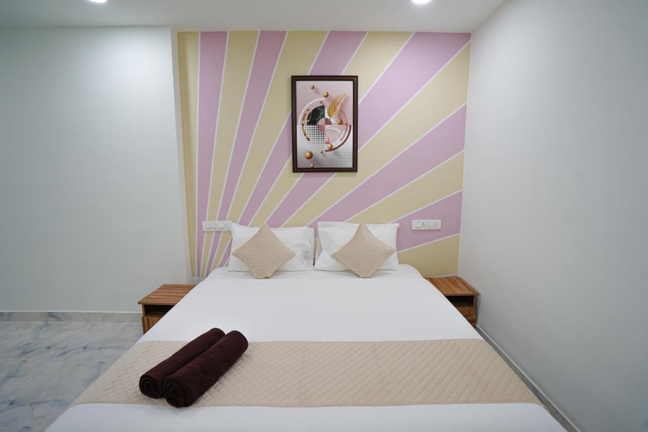 Mahasri Studio Apartments- Brand New Fully Furnished Air Conditioned Studio Apartments Tirupati Eksteriør billede