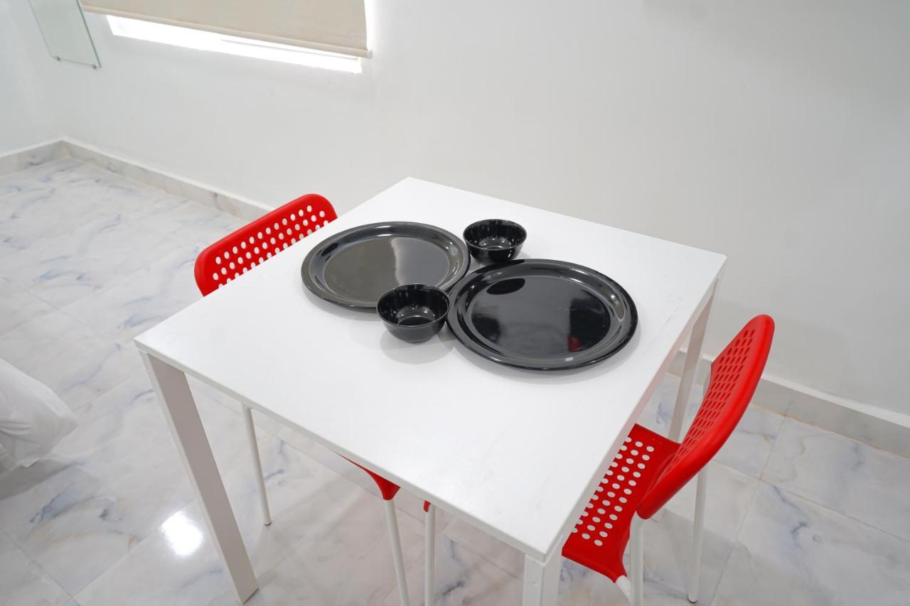 Mahasri Studio Apartments- Brand New Fully Furnished Air Conditioned Studio Apartments Tirupati Eksteriør billede