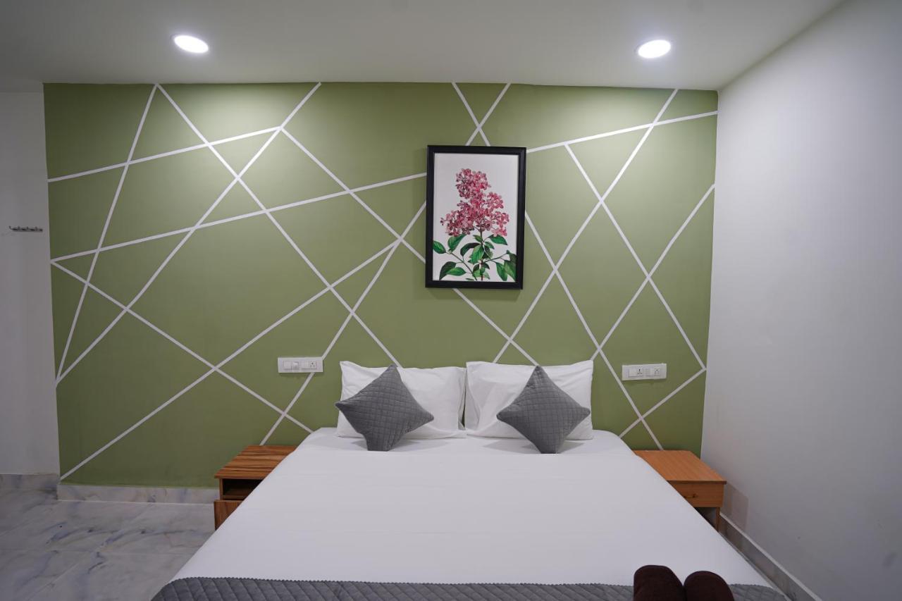 Mahasri Studio Apartments- Brand New Fully Furnished Air Conditioned Studio Apartments Tirupati Eksteriør billede